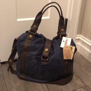 Lucky blue & chocolate leather mid size purse NWT